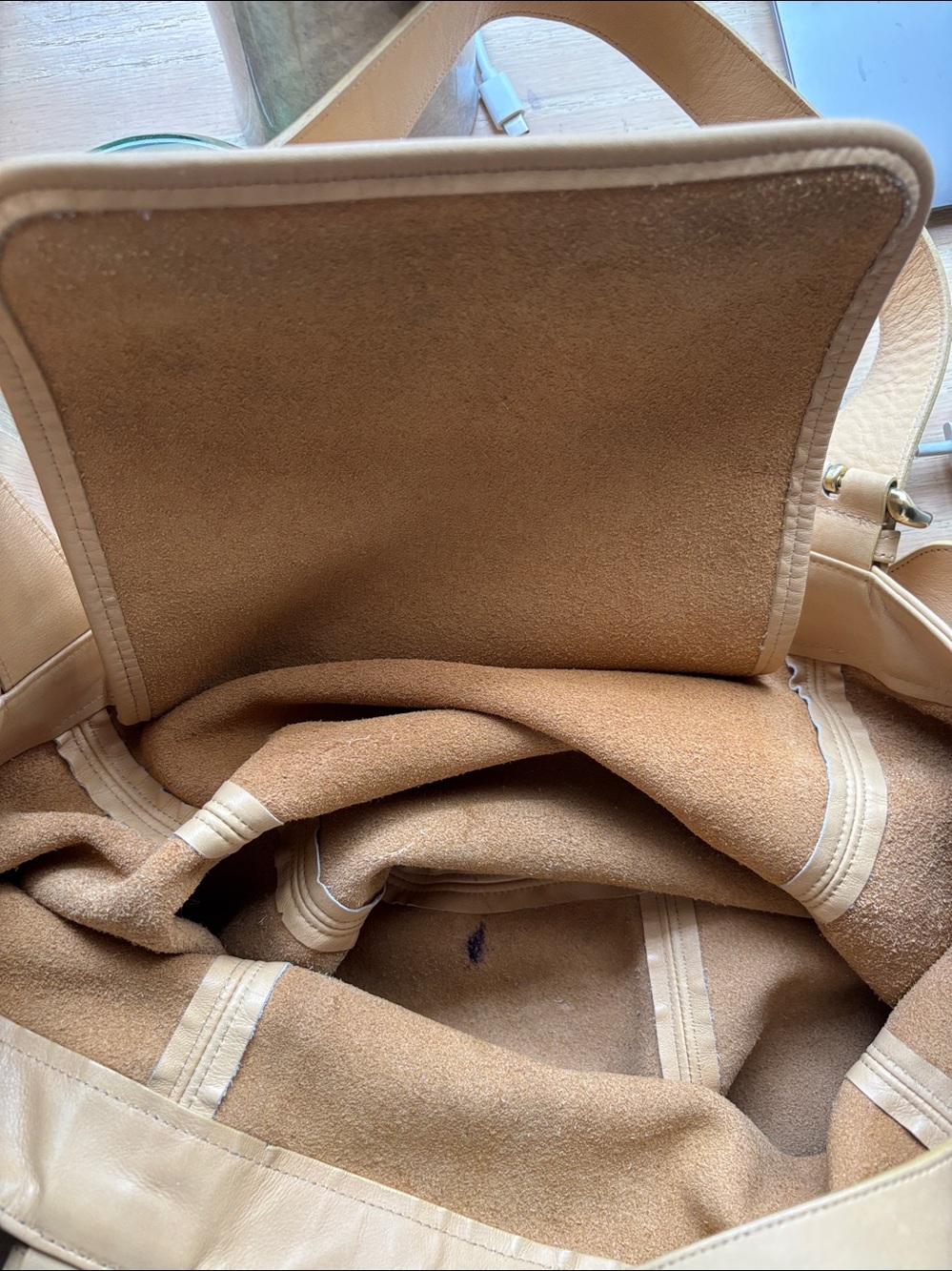 Vintage Coach Large Buttery Leather Tote Bag in Camel - Picture 4 of 4